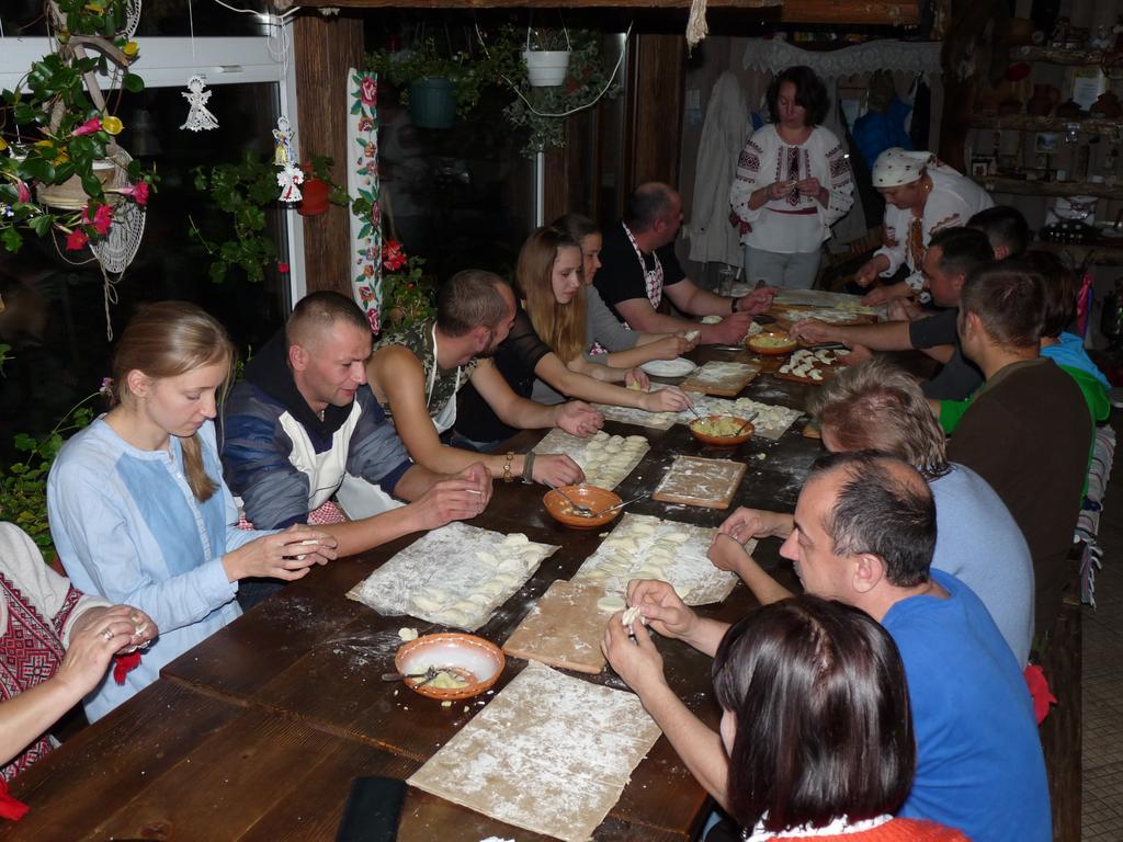 Guest House Anastasia Tatariv Εξωτερικό φωτογραφία