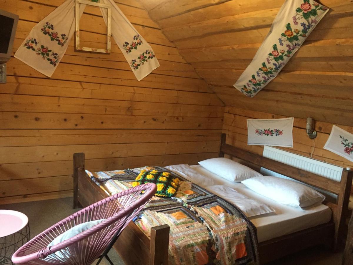 Guest House Anastasia Tatariv Εξωτερικό φωτογραφία
